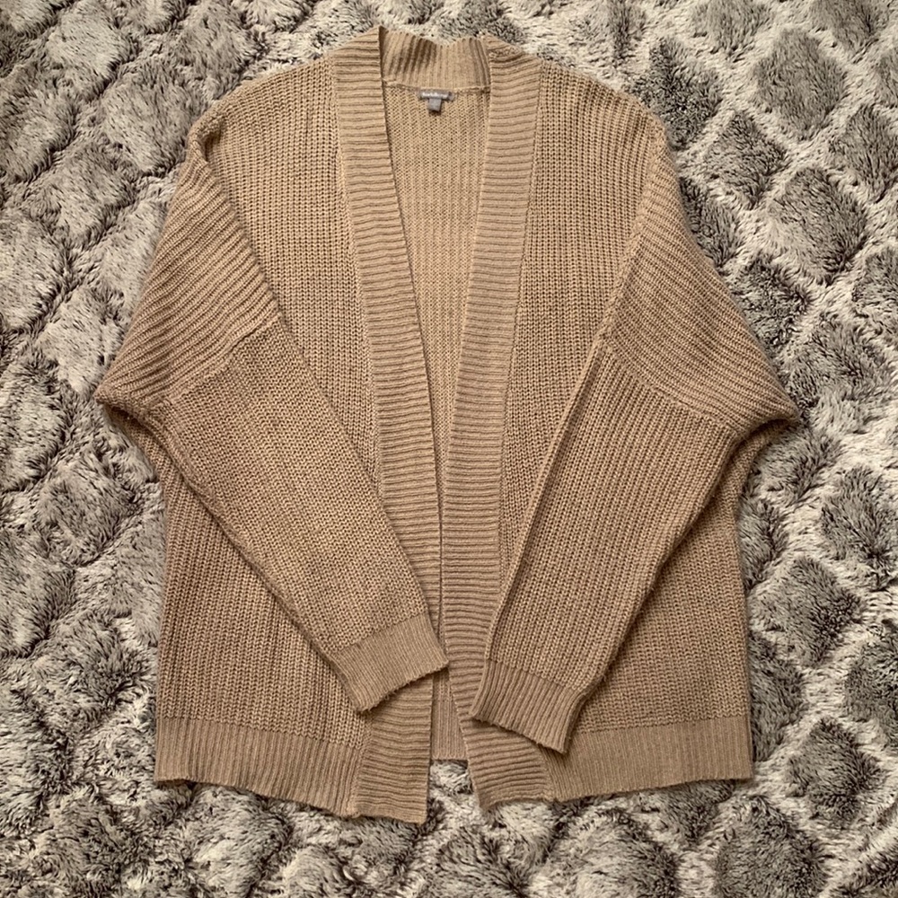 CHARLOTTE RUSSE tan slouchy casual sweater